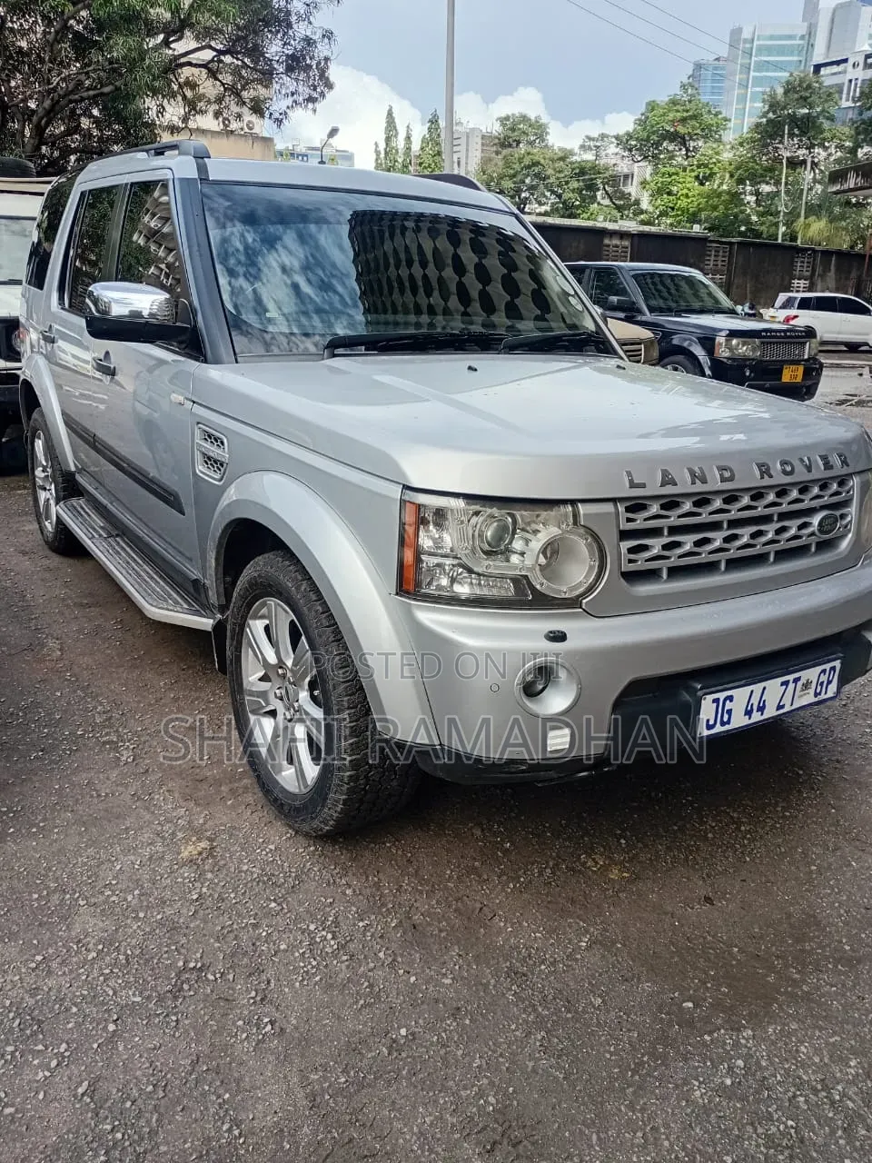 Land Rover Discovery 2019 Silver