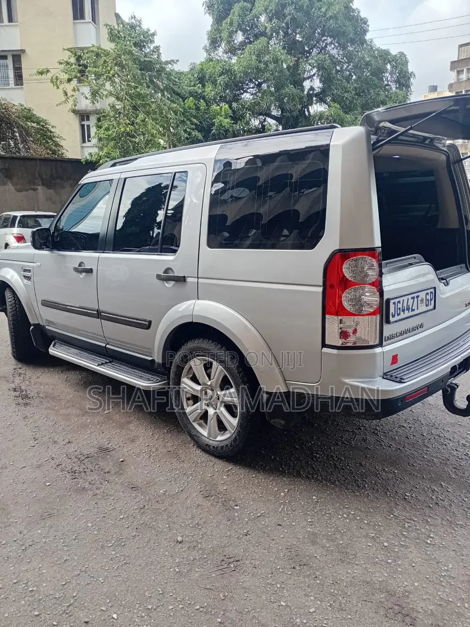 Land Rover Discovery 2019 Silver