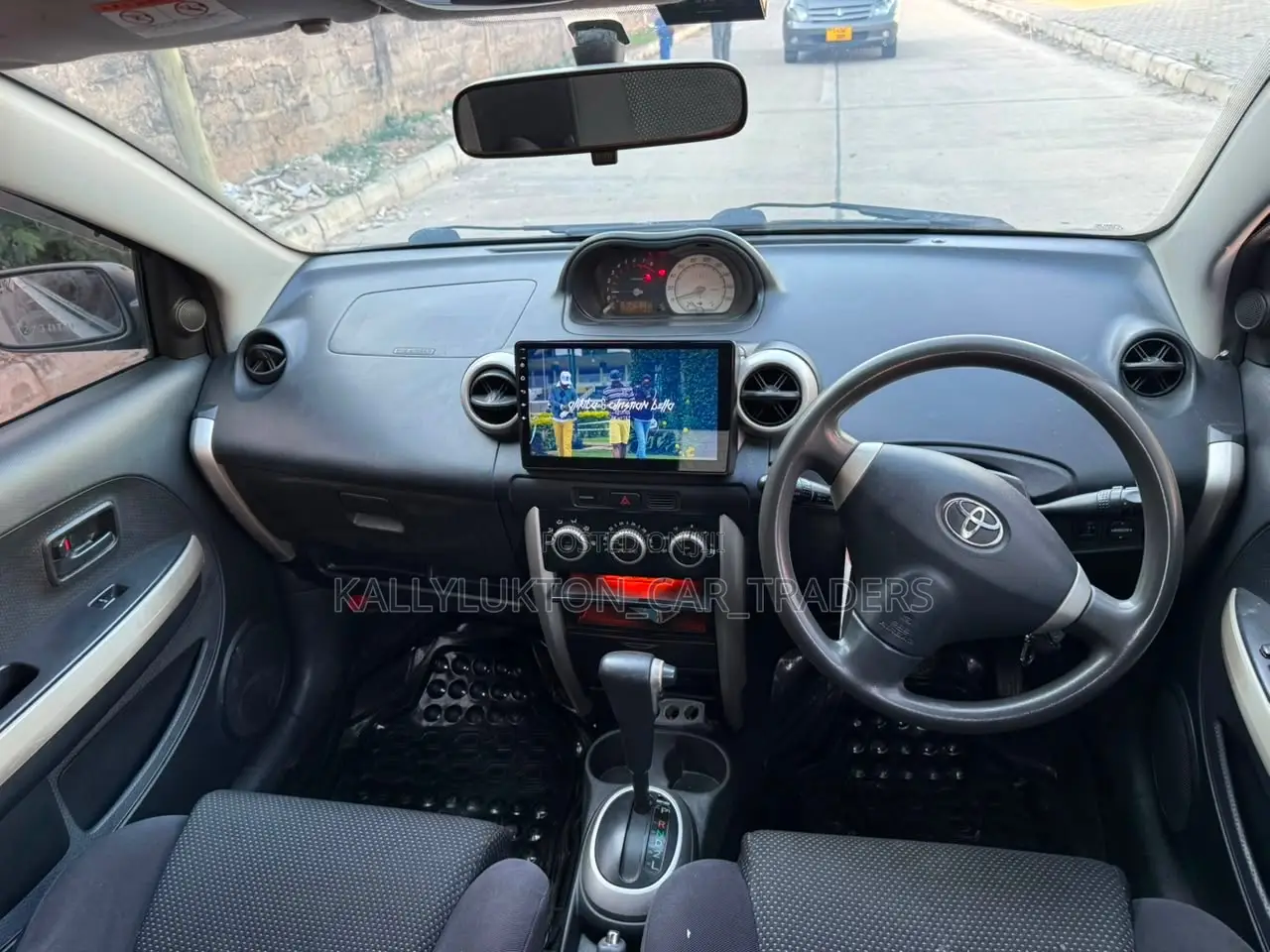 Toyota IST 2007 Gray