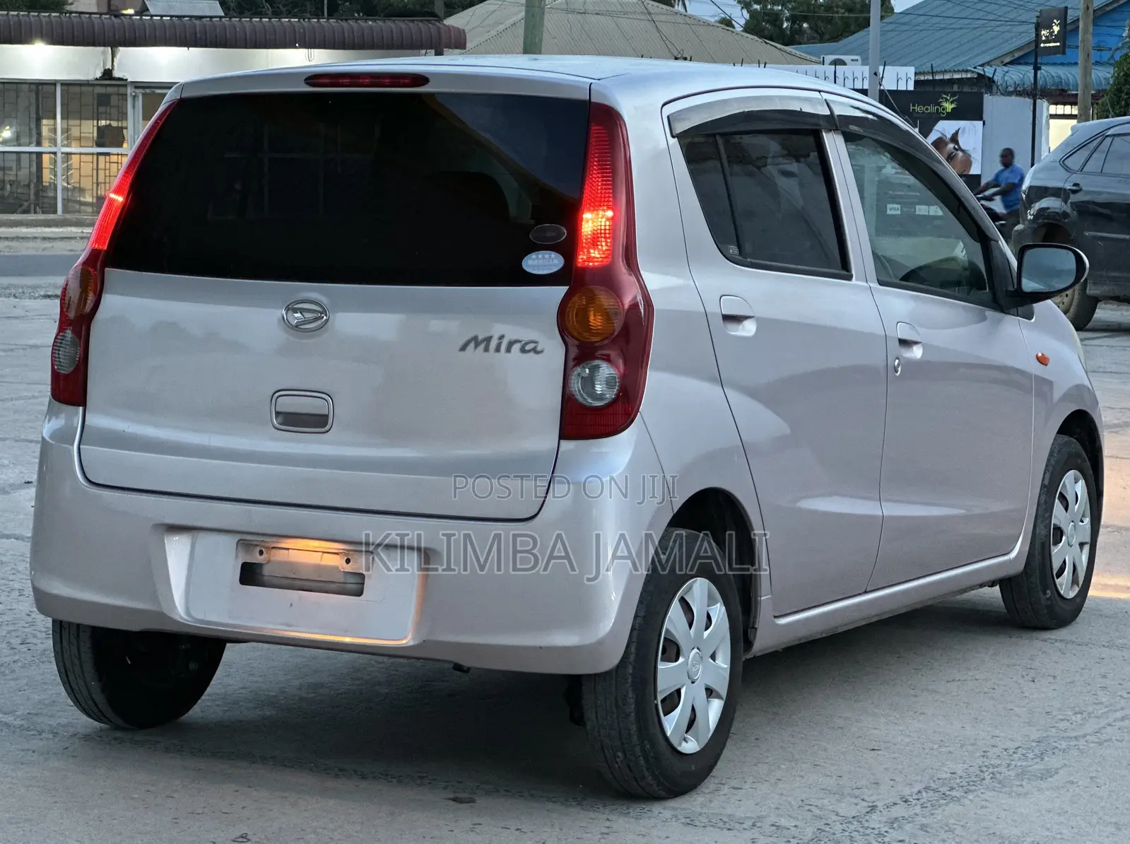 Daihatsu Mira 2010 Gold