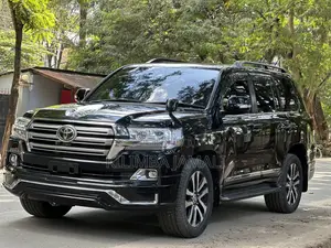 Toyota Land Cruiser 2015 Black