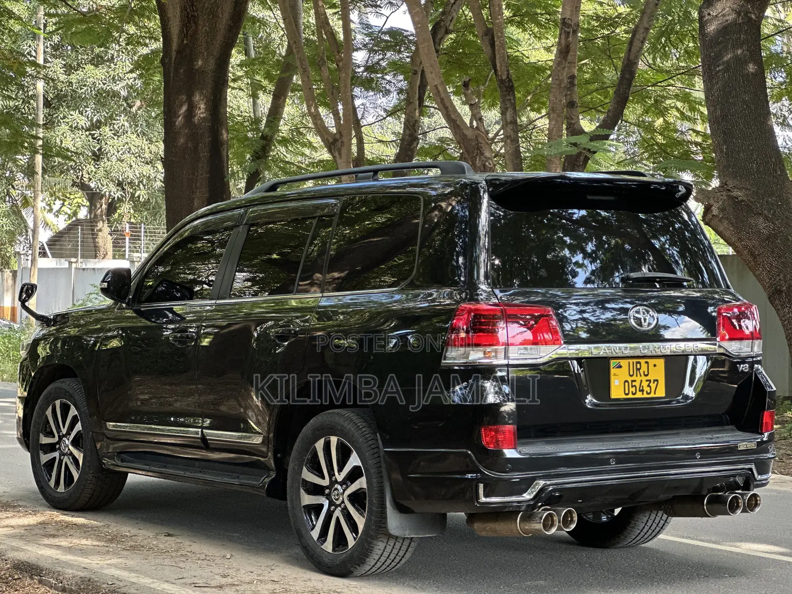 Toyota Land Cruiser 2015 Black