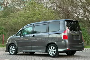 Toyota Noah 2008 Gray