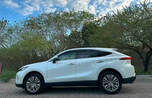Toyota Harrier 2020 White