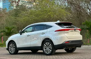 Toyota Harrier 2020 White