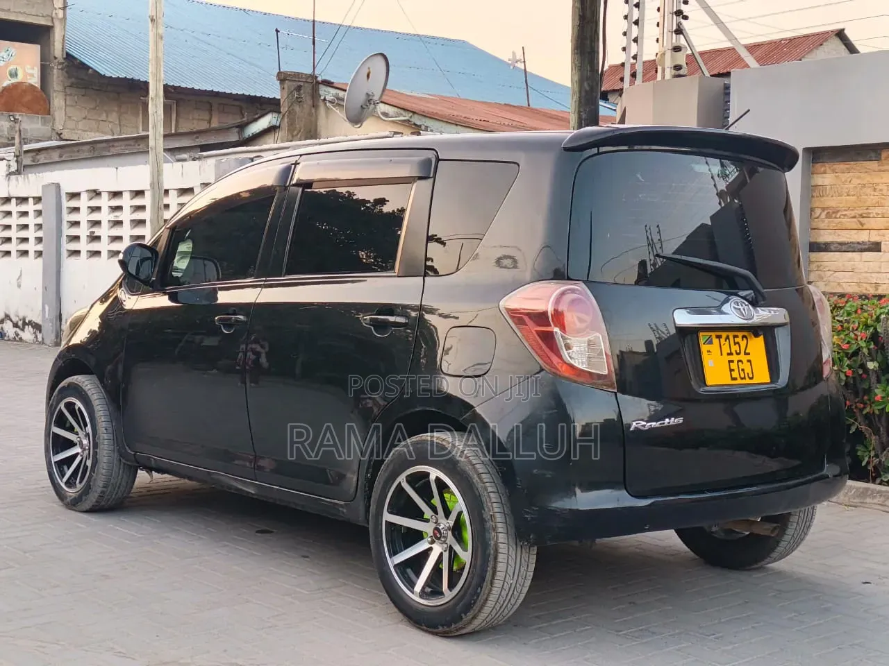 Toyota Ractis 2005 Black