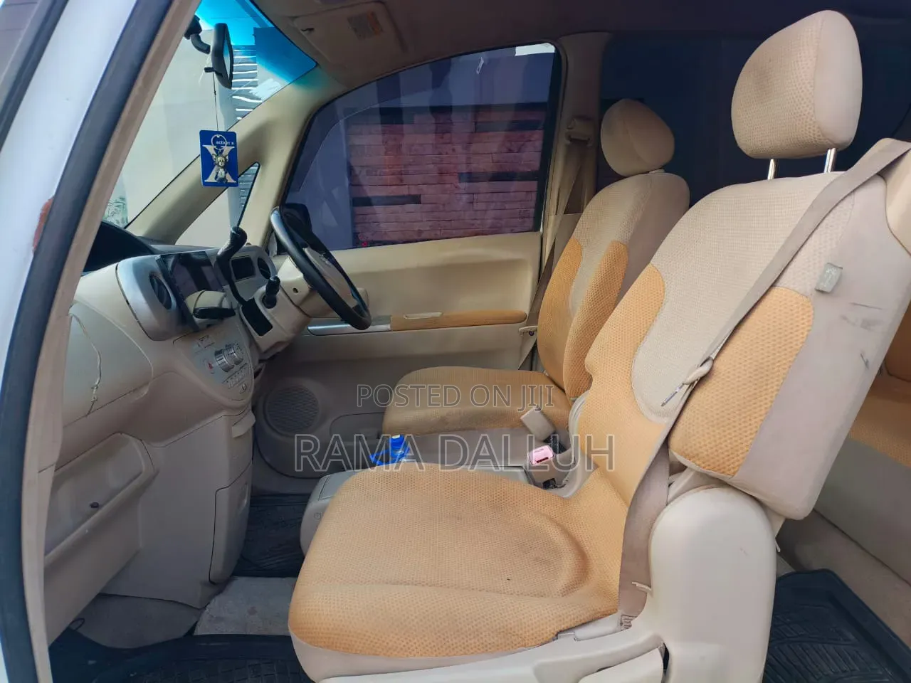 Toyota Porte 2005 White