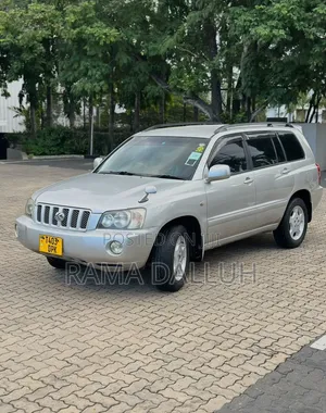 Toyota Kluger 2005 Silver