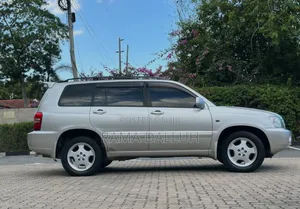 Toyota Kluger 2005 Silver