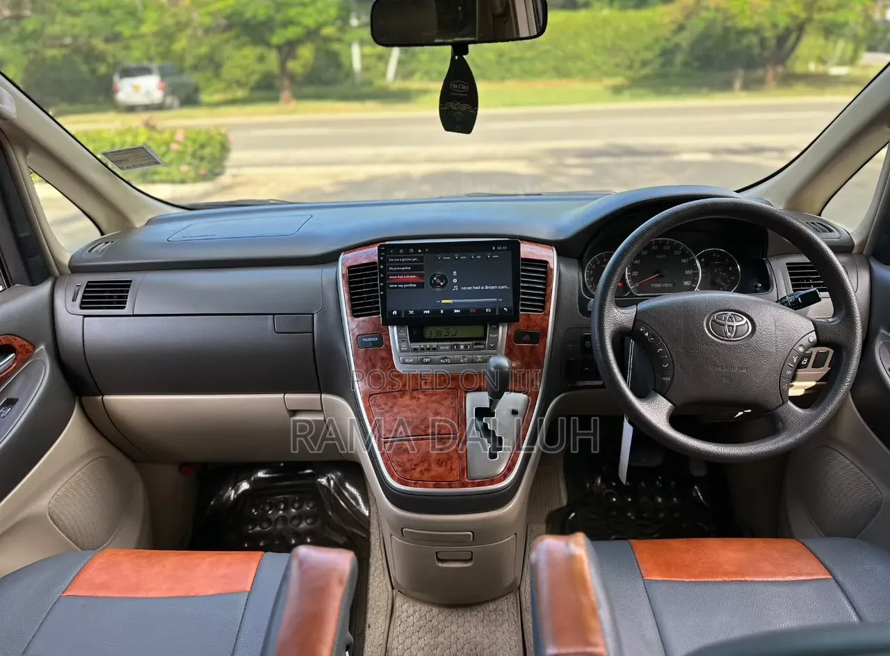 Toyota Alphard 2006 Silver