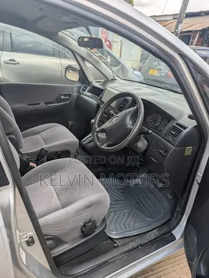 Toyota Corolla Spacio 2005 Silver