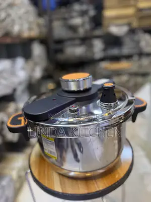 Stainless Steel Pressure Cooker 5Lts (22cm)