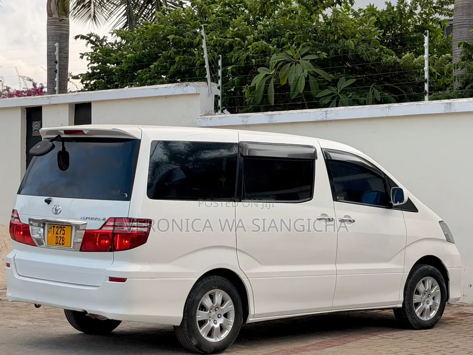 Toyota Alphard 2005 White