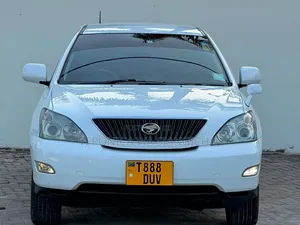 Toyota Harrier 2006 White
