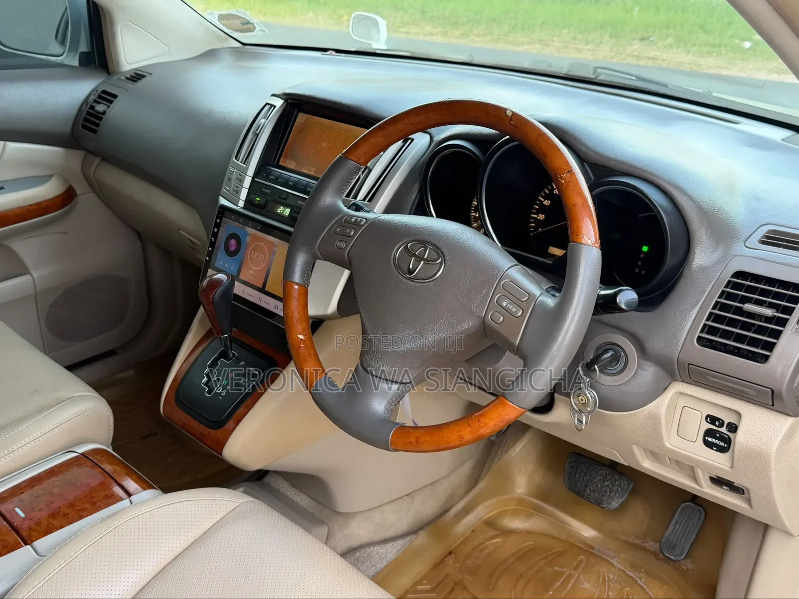 Toyota Harrier 2006 White