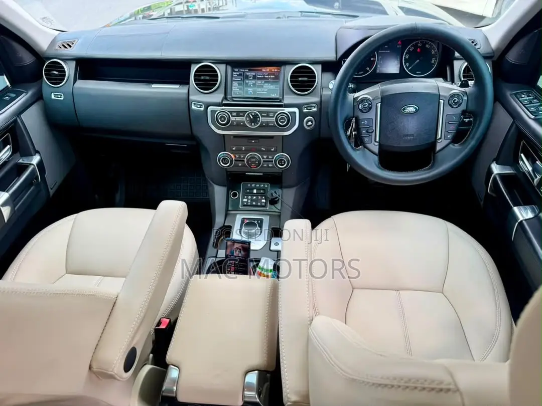 Land Rover Discovery 2014 Black