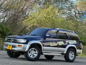 Toyota Hilux Surf 3.0DT 2000 Blue