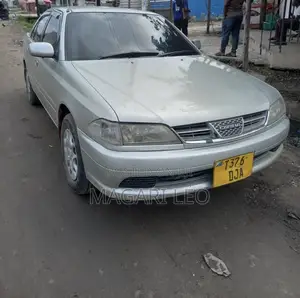 Toyota Carina 1.5 FWD Sedan 2001 Silver