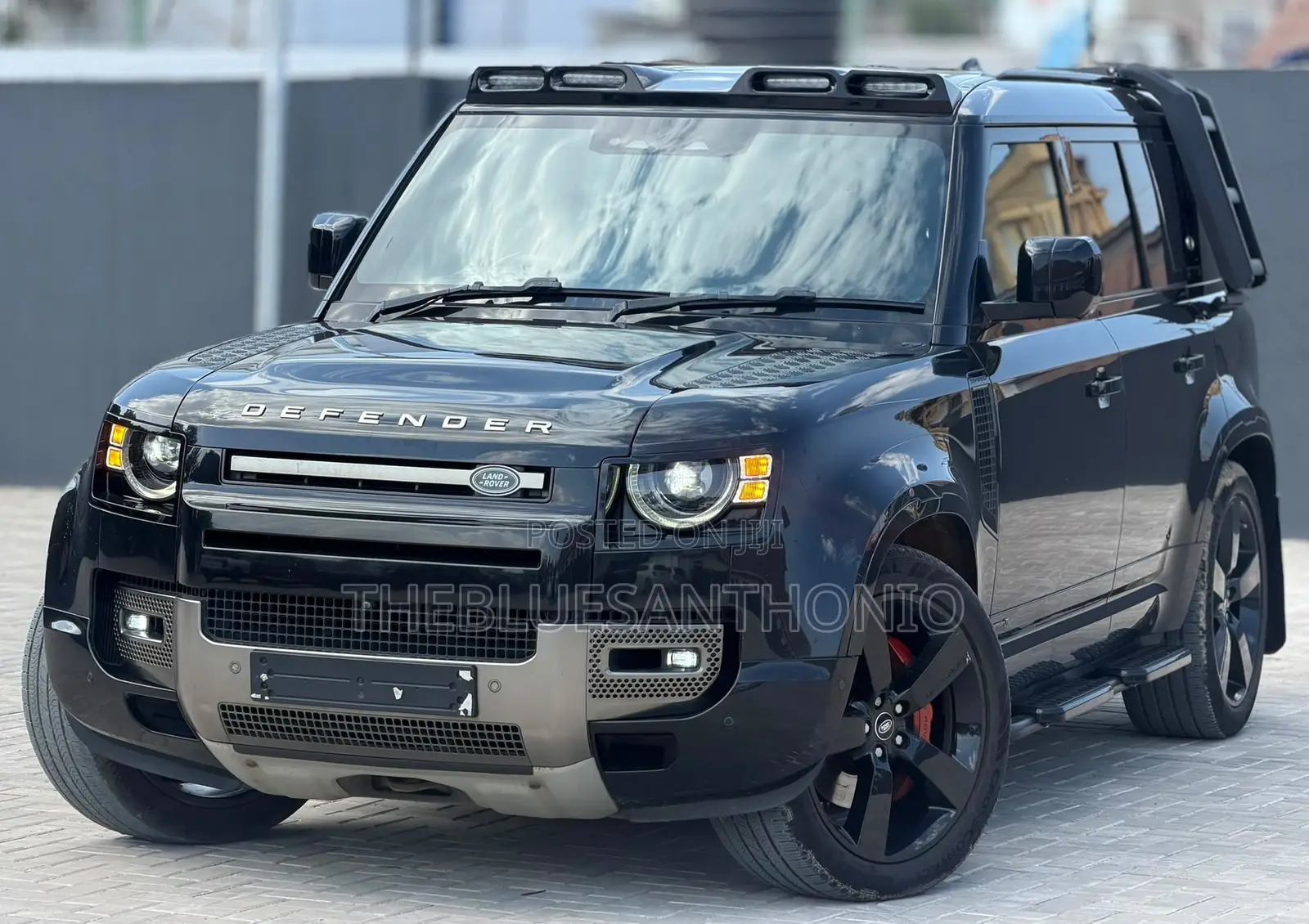 Land Rover Defender 2022 Black