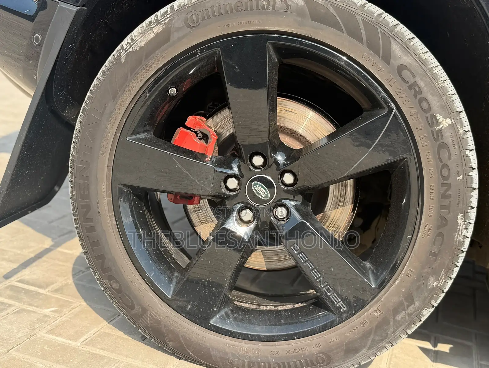 Land Rover Defender 2022 Black