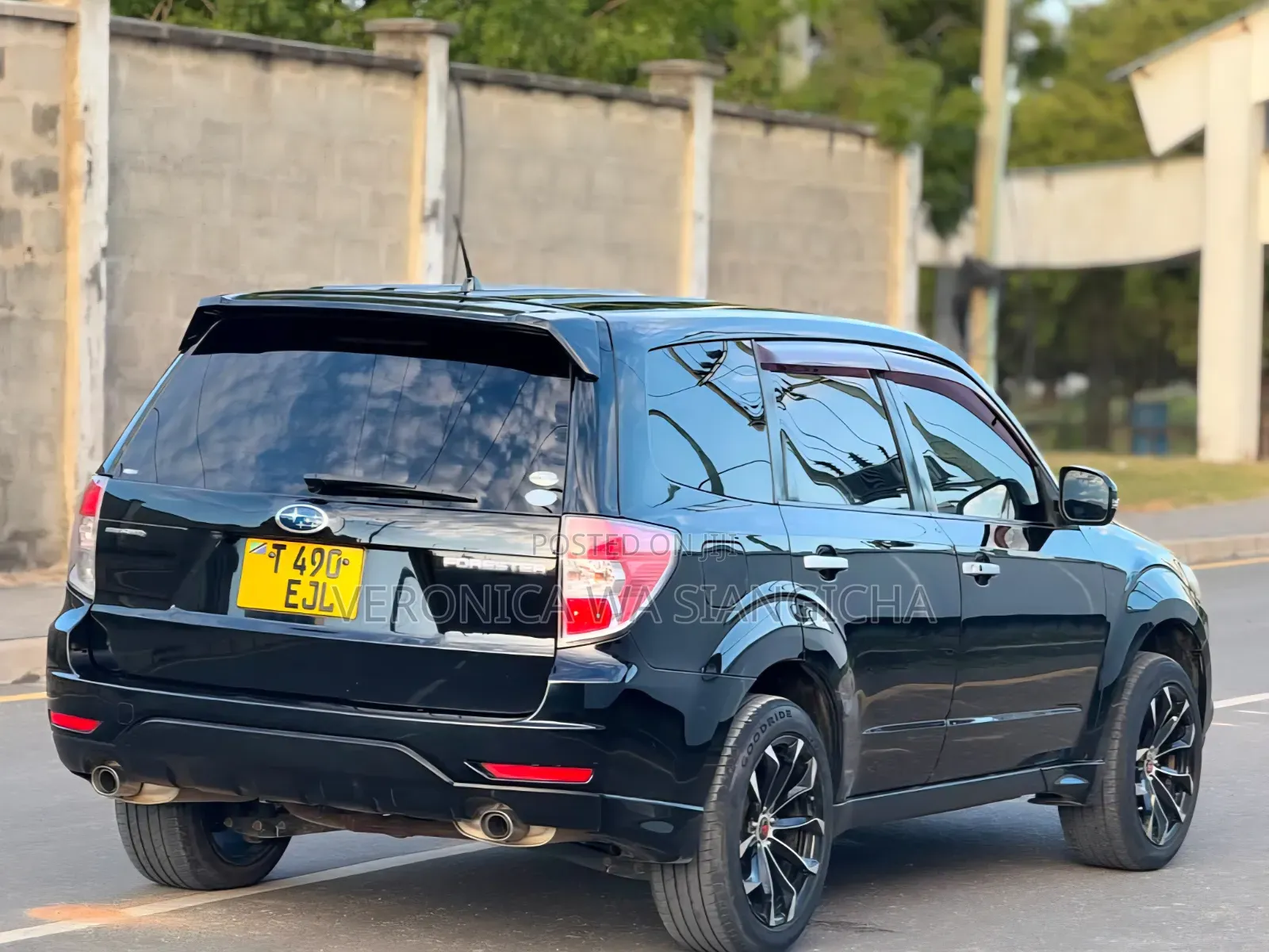 Subaru Forester 2011 Black