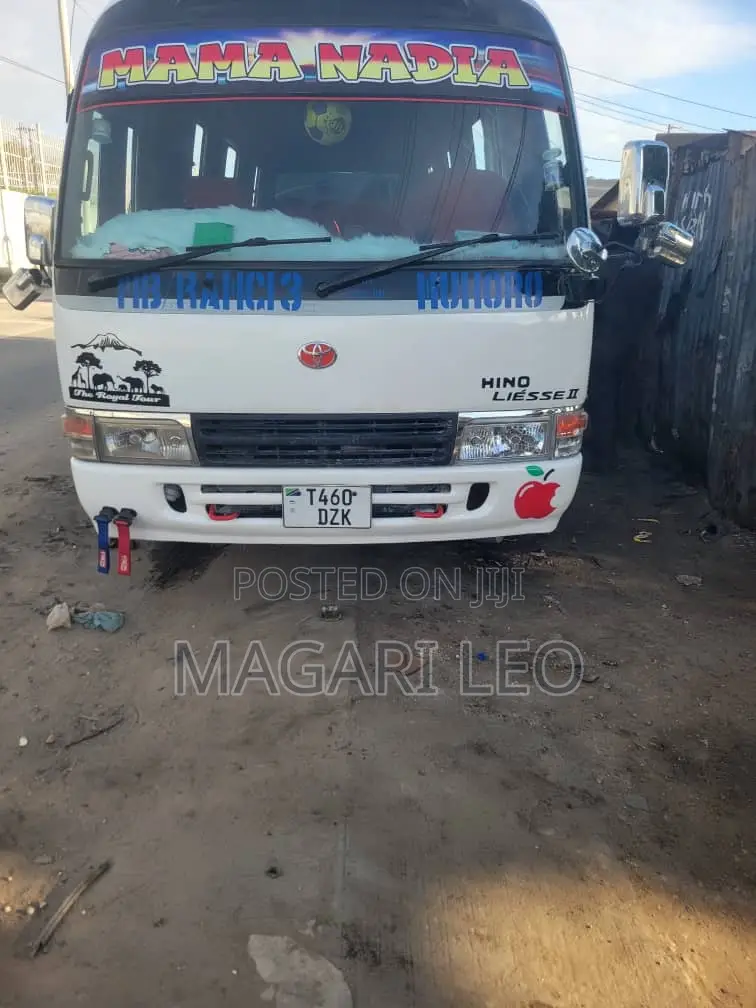 Toyota Coaster 2004 White