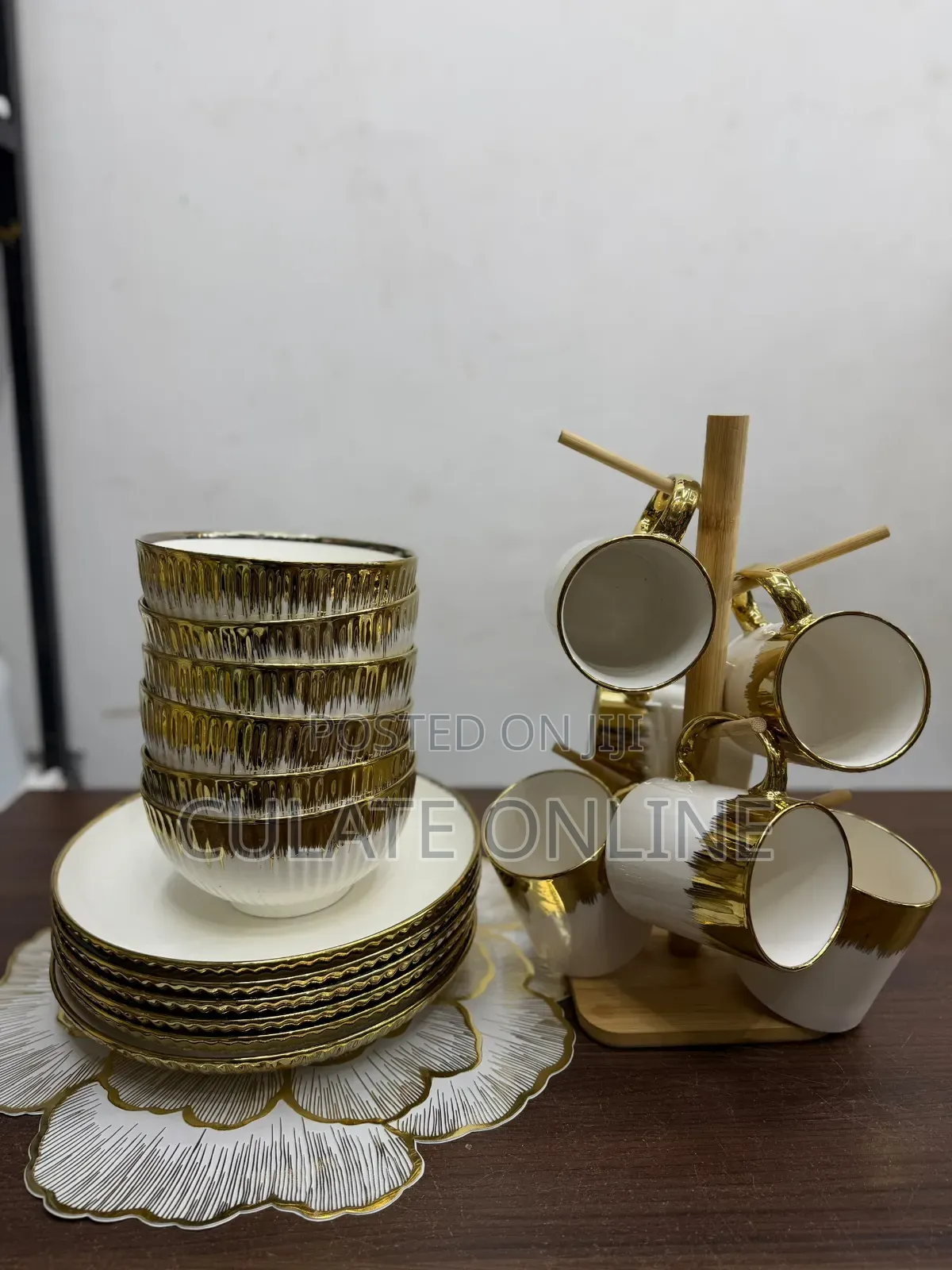 18pcs Gold Dinner Set