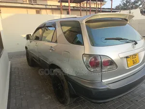 Toyota Harrier 2001 Silver