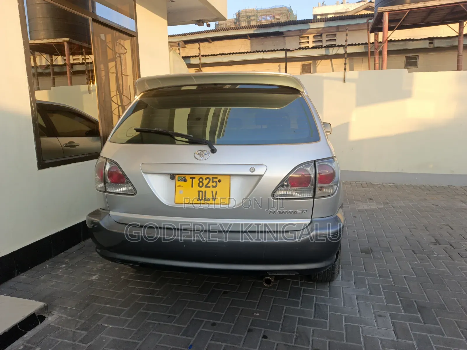 Toyota Harrier 2001 Silver