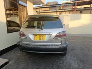 Toyota Harrier 2001 Silver