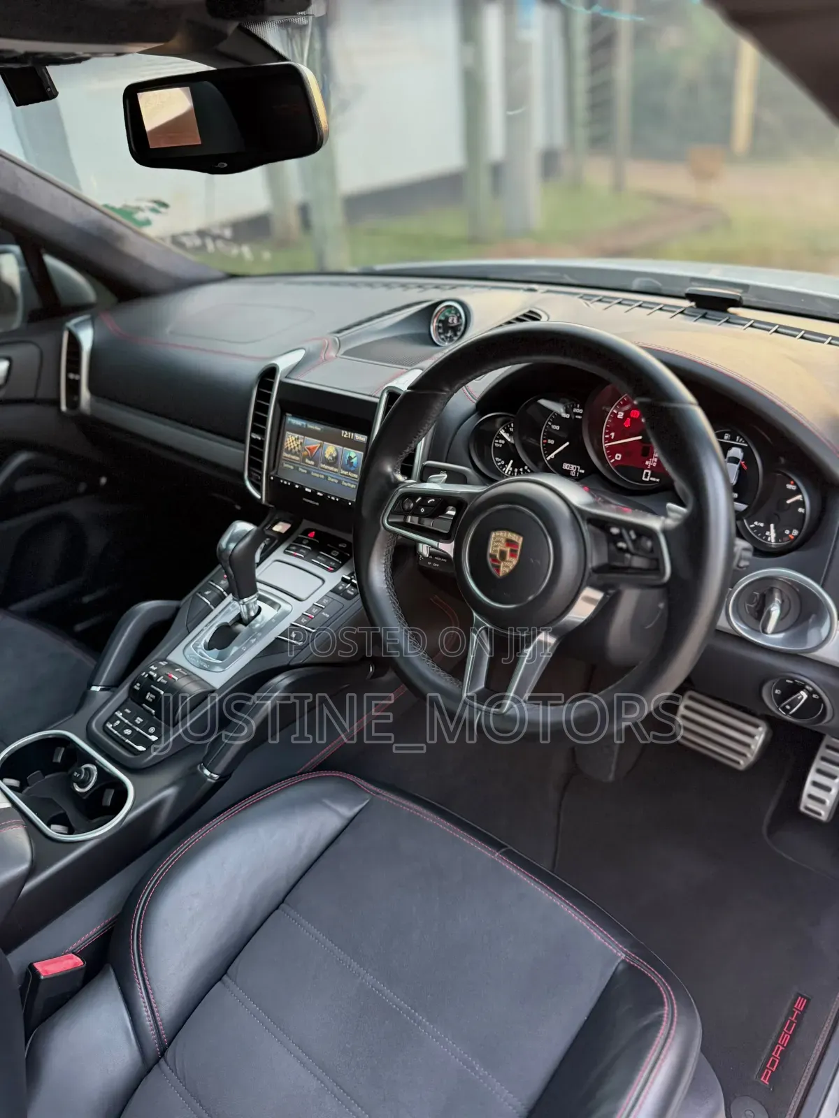 Porsche Cayenne 2017 White