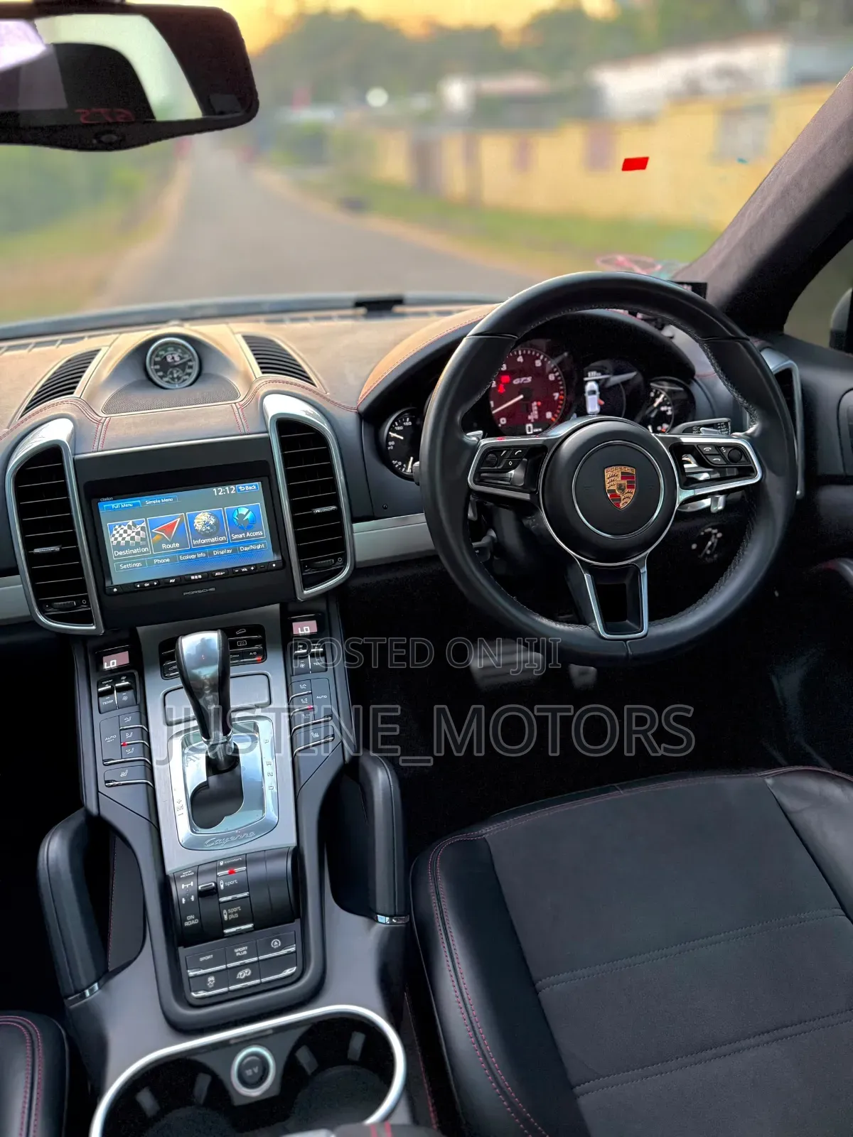 Porsche Cayenne 2017 White