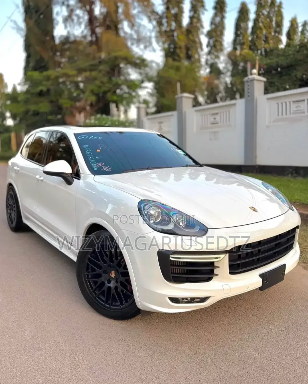 Porsche Cayenne 2016 White