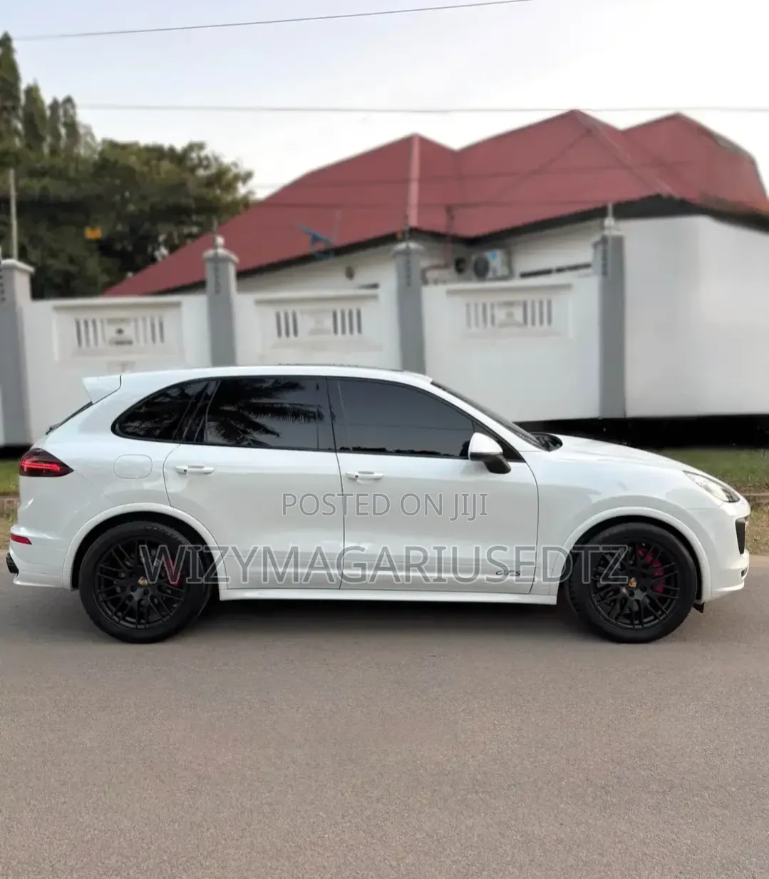 Porsche Cayenne 2016 White