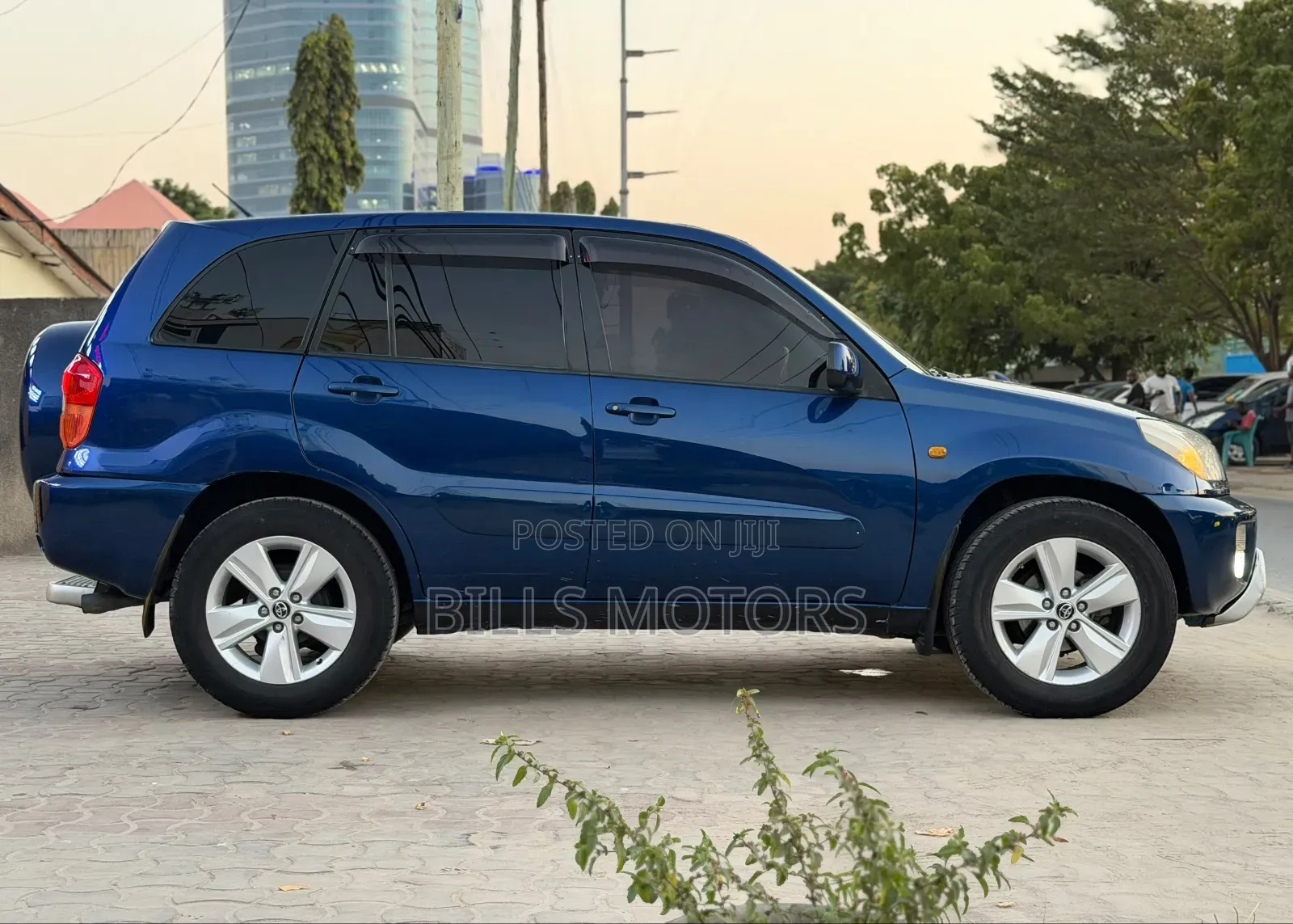 Toyota RAV4 Automatic 2000 Blue