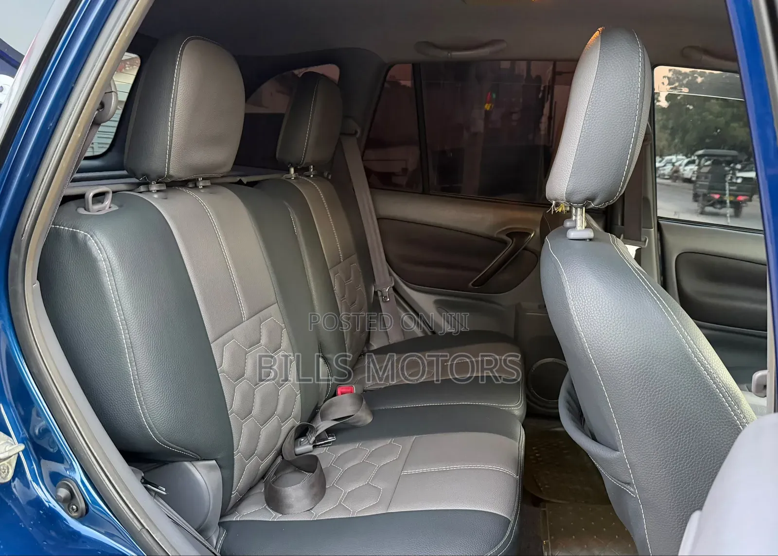Toyota RAV4 Automatic 2000 Blue