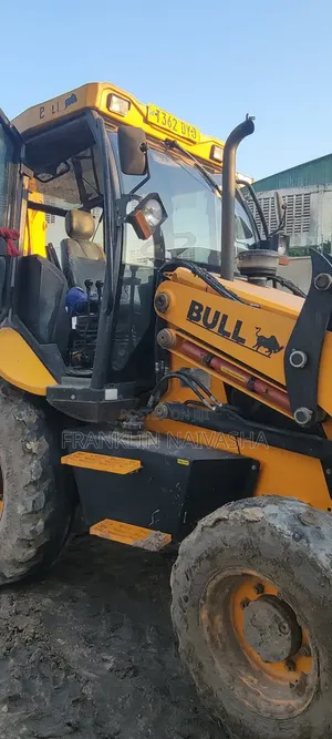 Backhoe Loader BULL
