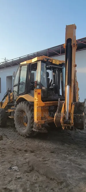 Backhoe Loader BULL