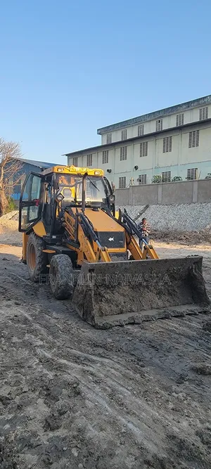 Backhoe Loader BULL