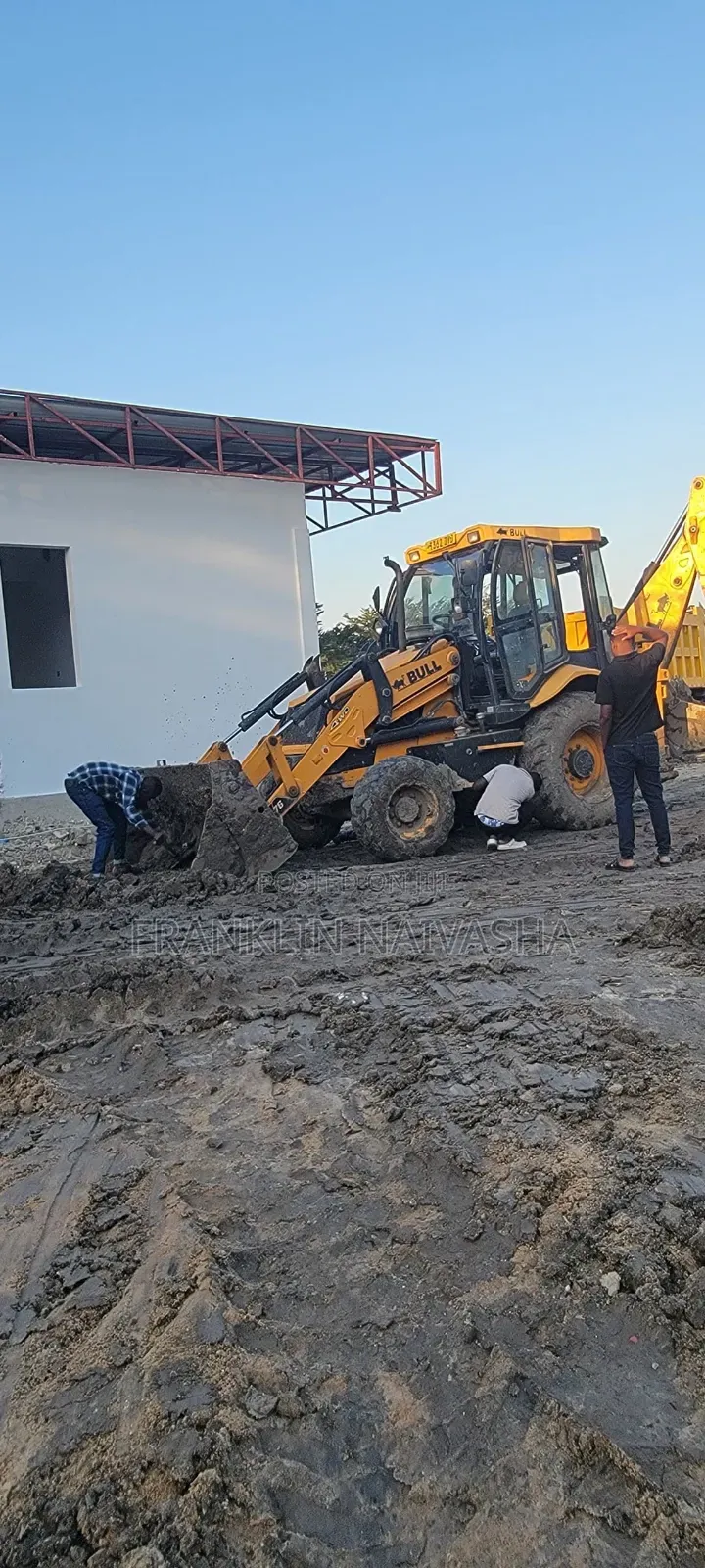 Backhoe Loader BULL