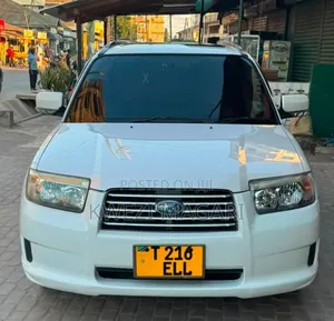 Subaru Forester 2005 White