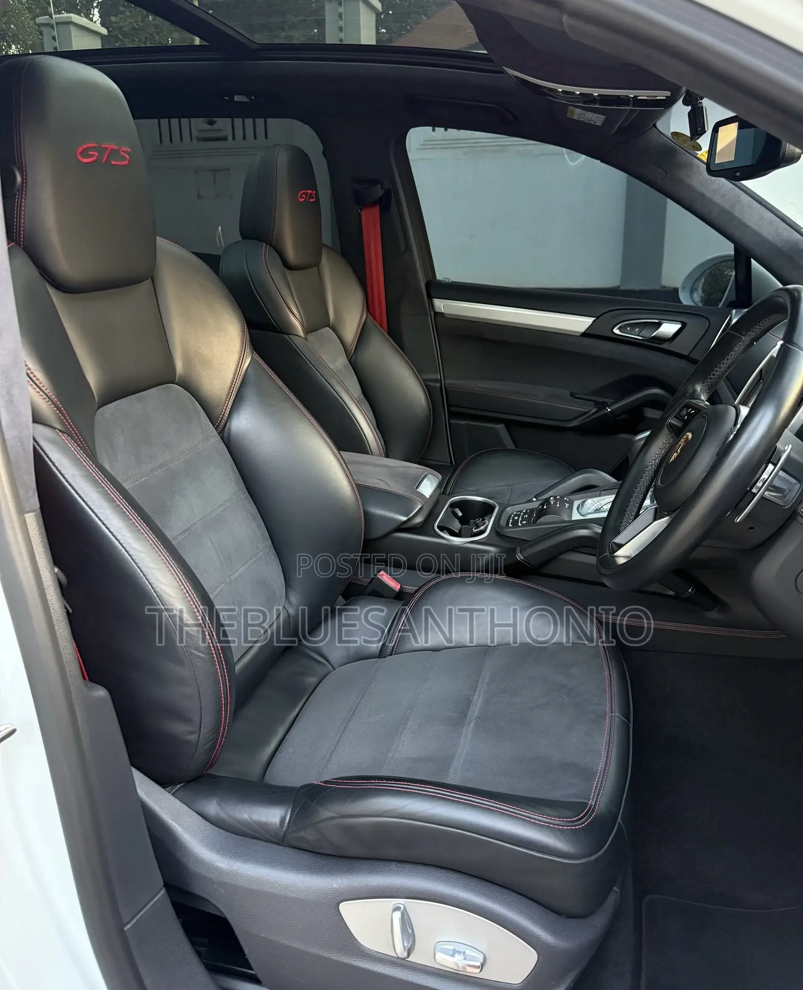 Porsche Cayenne 2017 White