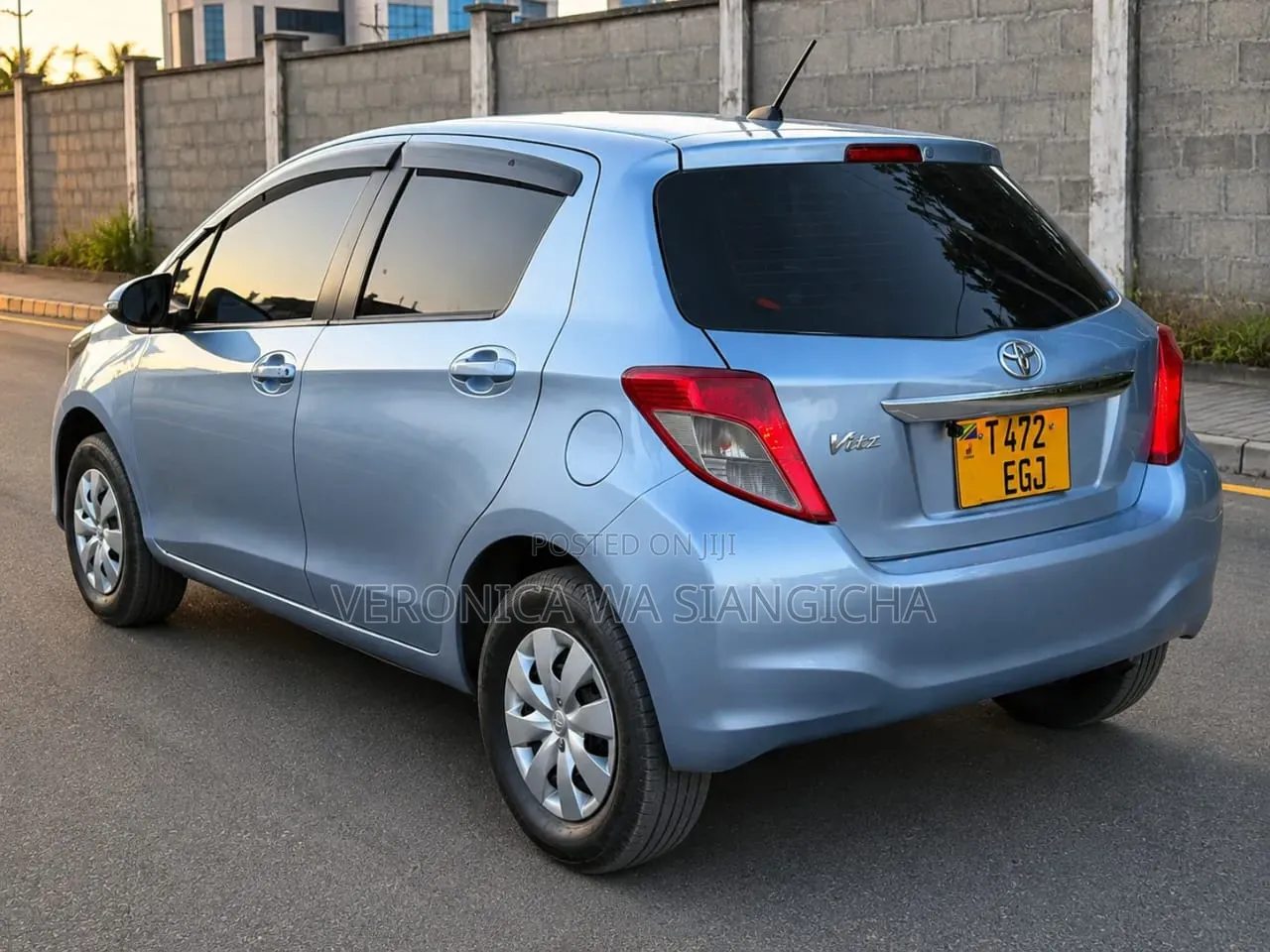 Toyota Vitz 2011 Blue