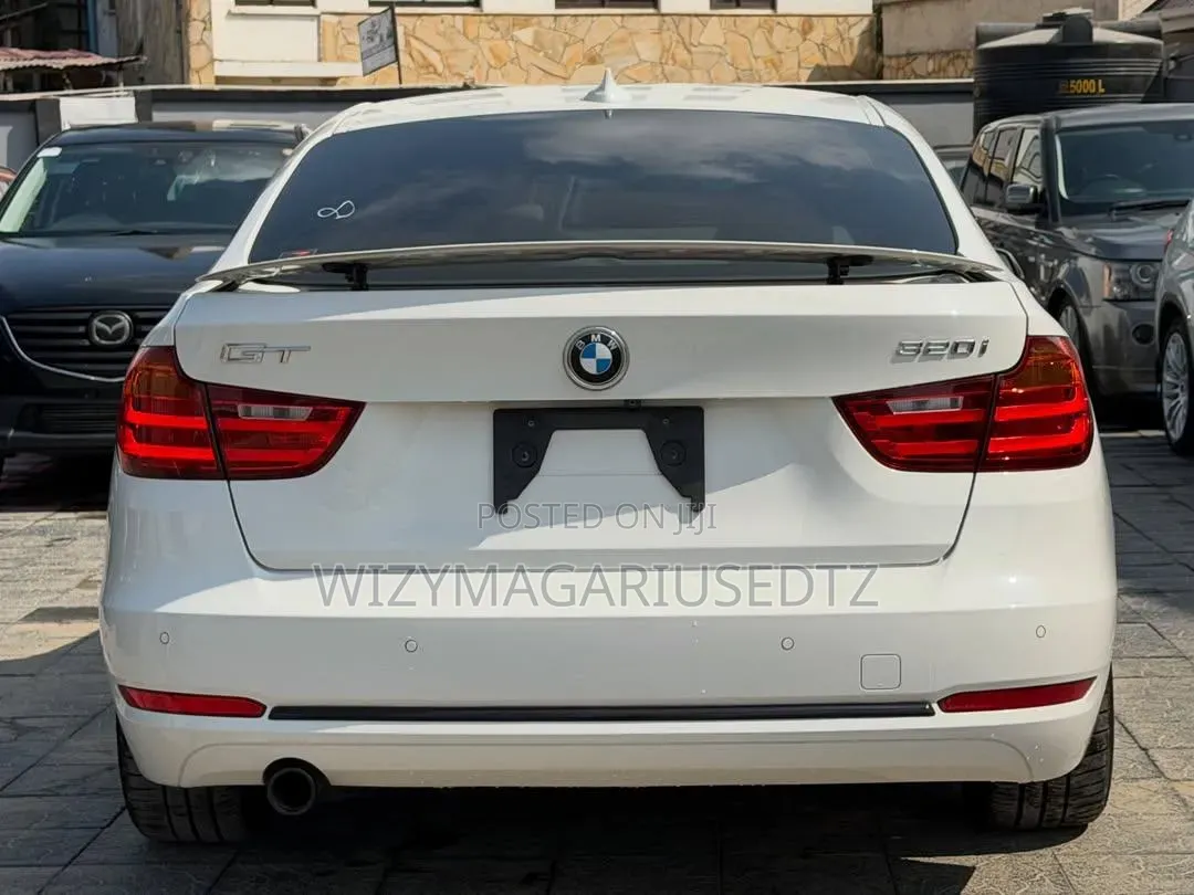 BMW 3 Series 2013 White