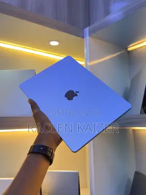 New Laptop Apple MacBook Air 2025 M4 16GB Apple M4 SSD 256GB