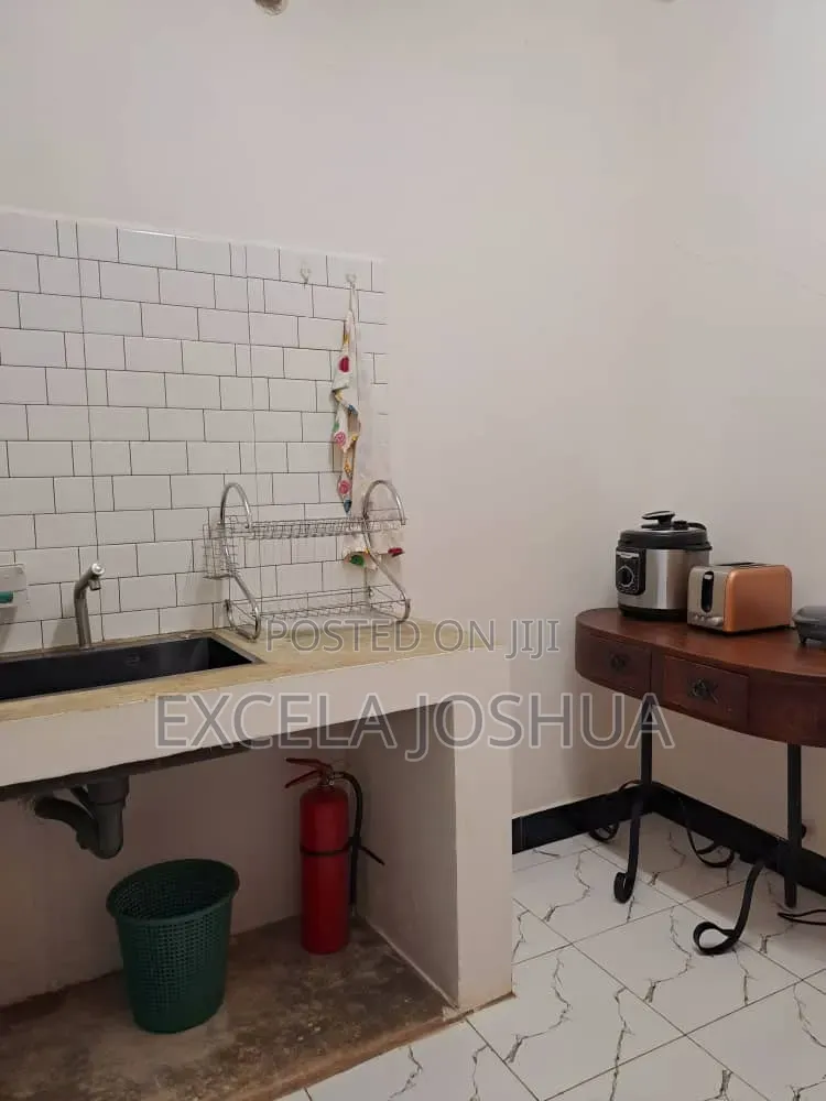 Furnished 2bdrm Apartment in Excela Joshua, Njiro for rent