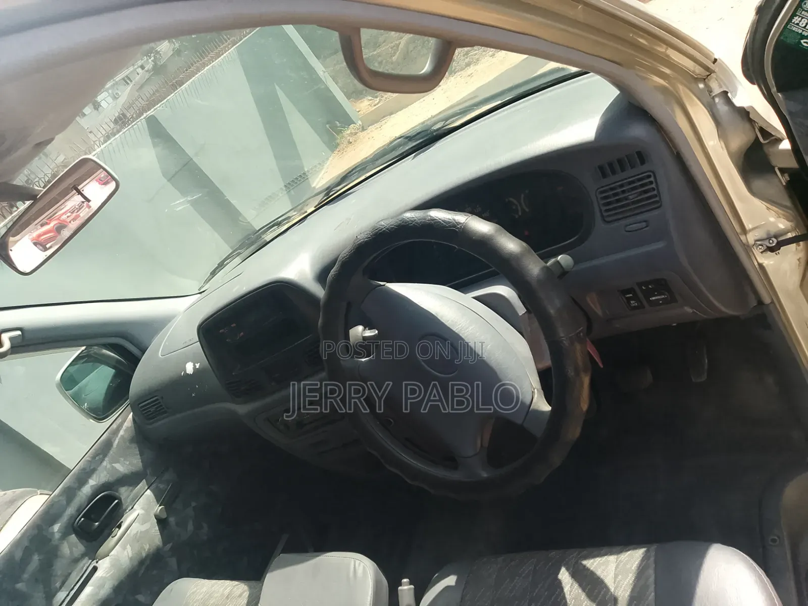 Toyota Noah 2005 Silver