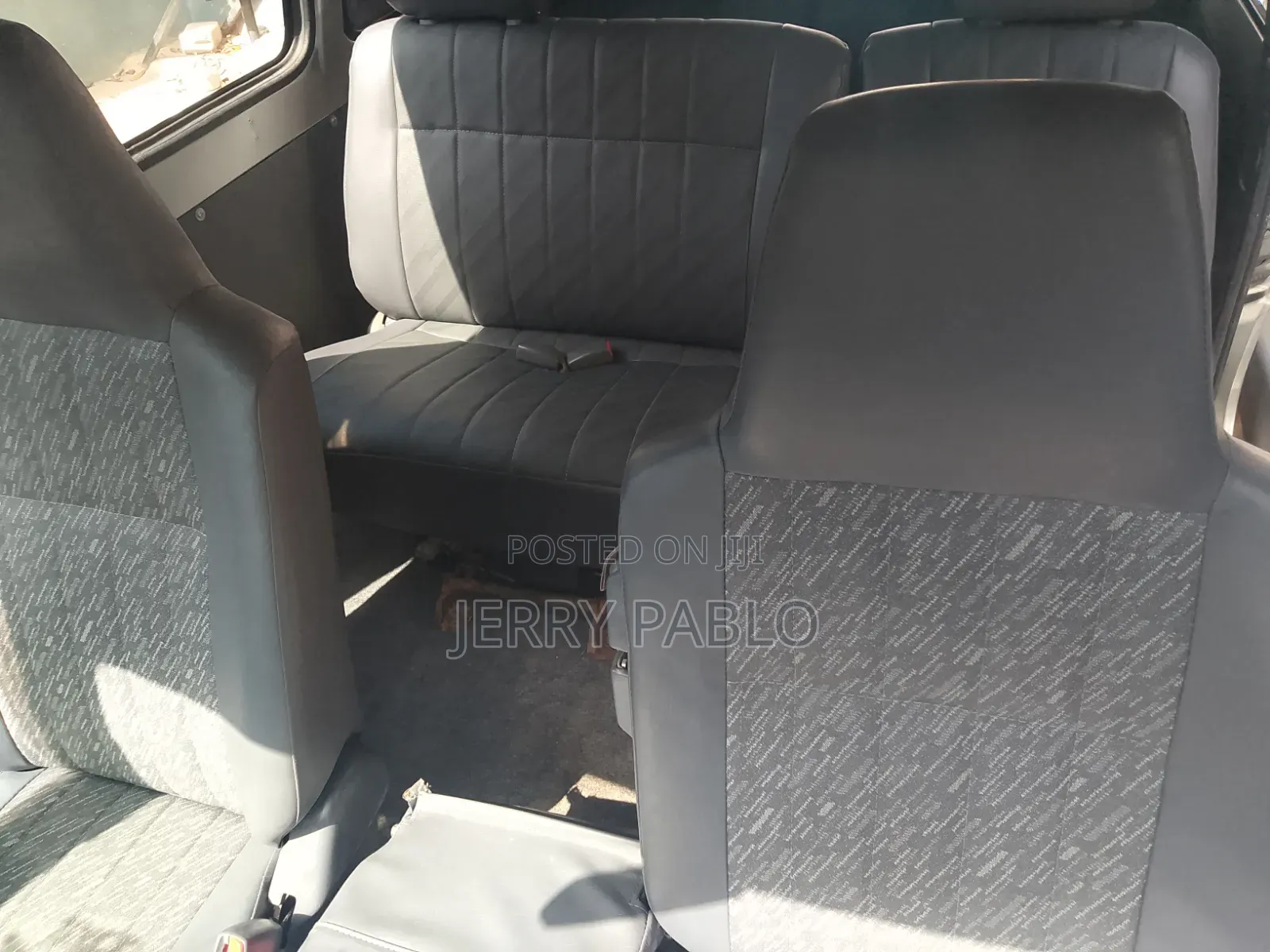 Toyota Noah 2005 Silver