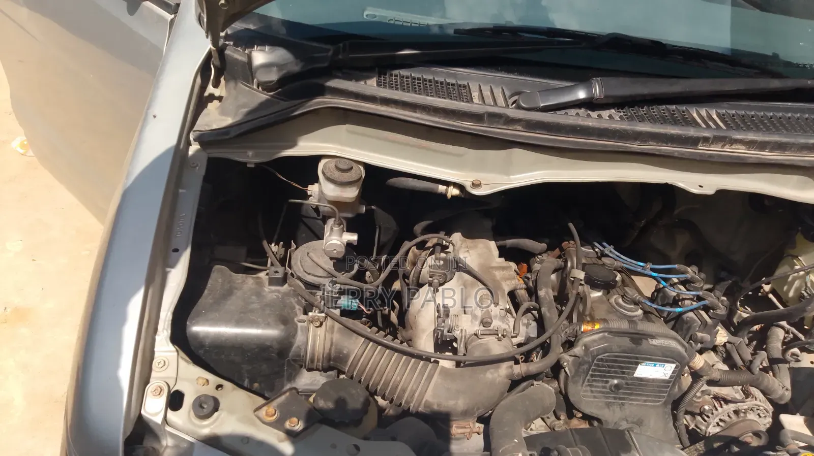Toyota Noah 2005 Silver