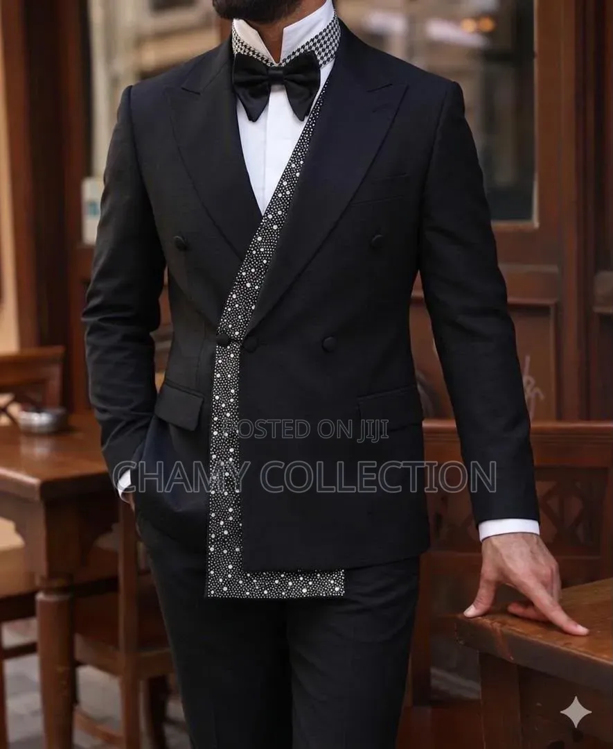 Mens Suits White Dot
